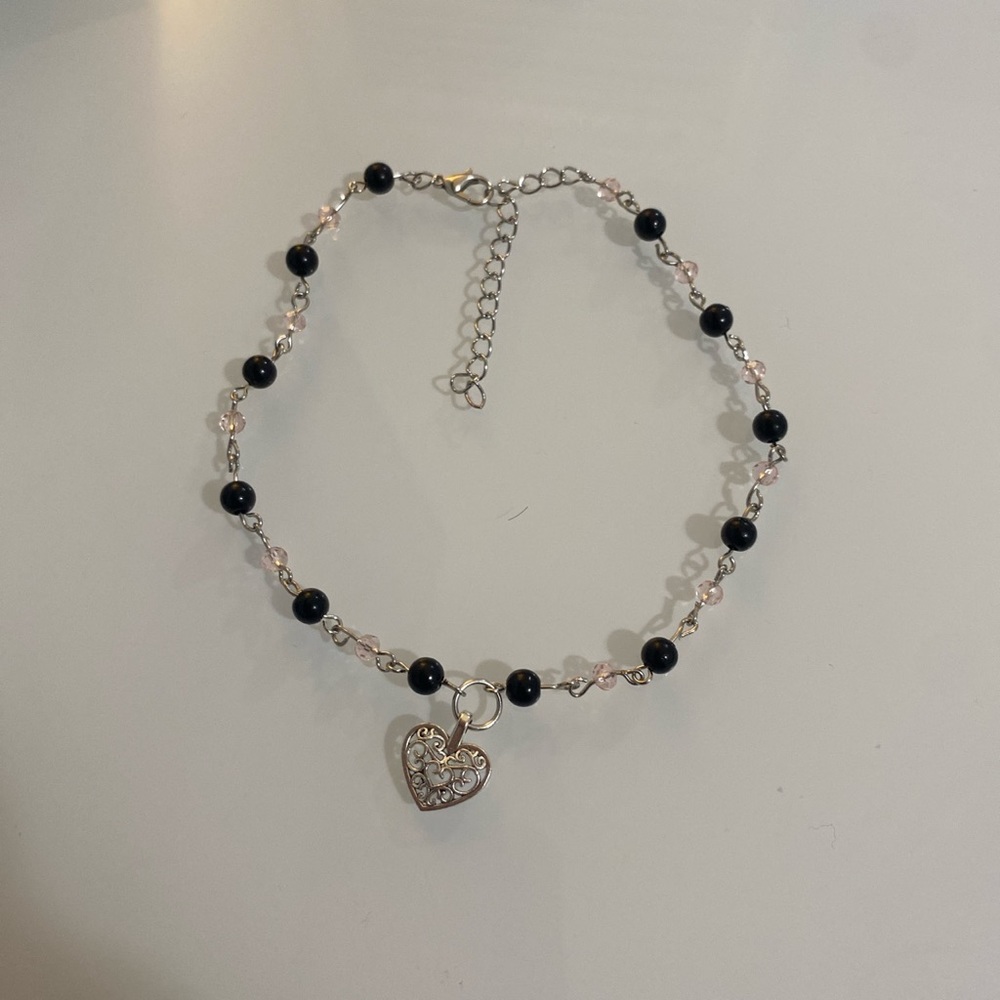 Valerie pendant necklace